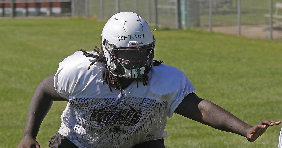 Prairie Ridge DL Gavin Tinch drawing plenty of NCAA Division-I attention heading into senior year