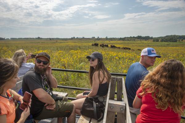 Autumn on Prairie draws nearly 1,000 visitors