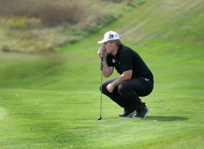 Byron's Brady Scheck waits to putt during the 1A Pearl City Regional on Wednesday, Oct. 1, 2025 at Wolf Hollow Golf Course in Lena.