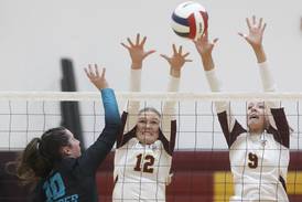 Richmond-Burton gets back at Woodstock North, forces tie atop KRC standings