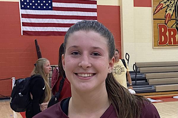 Morris volleyball rebounds from opening-set loss to defeat Plainfield Central