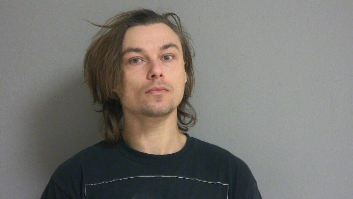 3 arrested in Streator drug bust as police find 15 grams of crack
