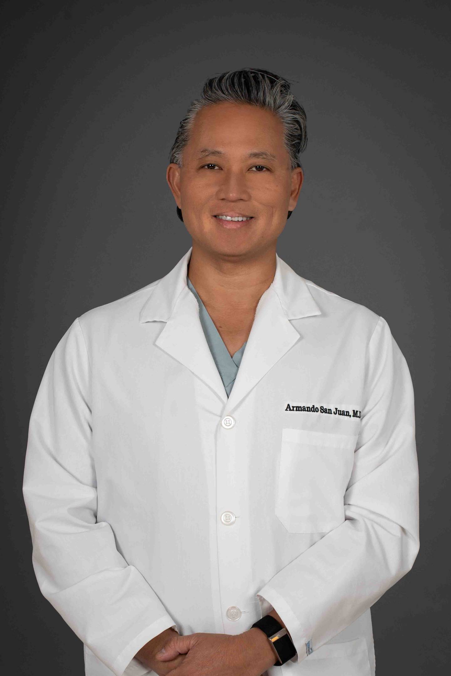 Dr. Armando San Juan