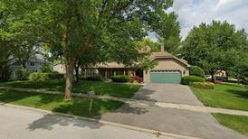 Sale closed in Naperville: $689,000 for a four-bedroom house