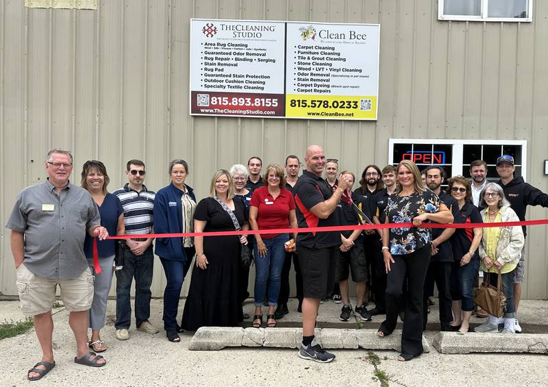 Clean Bee Flooring and Upholstery celebrated its relocation to 108 S. Sheridan Road in Lakemoor with a ribbon-cutting ceremony on September 7, 2023 alongside Cary-Grove Area Chamber of Commerce staff.