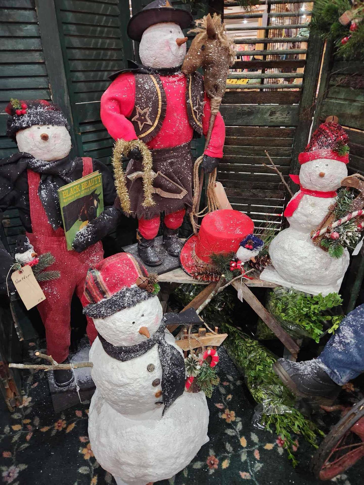 More than 100 exhibitors will be part of the 3 French Hens Holiday Market unfolding Friday and Saturday, Nov. 8 and 9, 2024, in Morris.