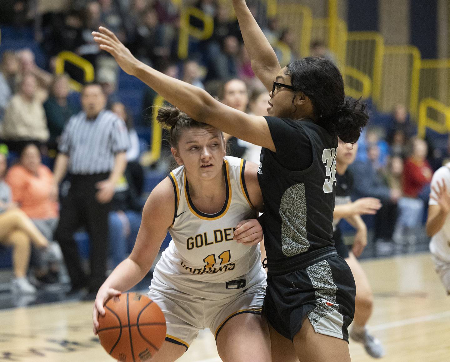 Sterling’s Kathryn Rowzee works below the basket against Galesburg on Wednesday, Feb. 8, 2023.