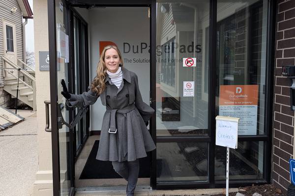 DuPagePads receives historic $5 million grant from Jeff Bezos, Lauren Sánchez Bezos