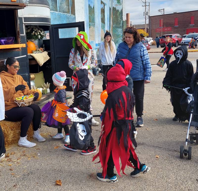 Photos Streator hosts downtown trickortreating Shaw Local