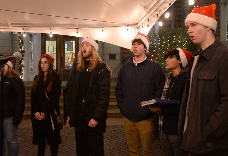 Photos La Grange hosts annual Holiday Walk Shaw Local