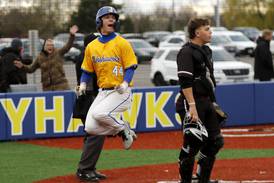 Johnsburg beats Marengo on walk-off balk