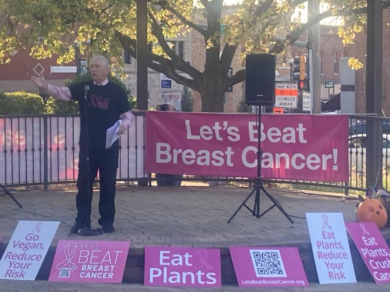 Let's Beat Breast Cancer rally MC Bill Brady introduces the Carl Sandburg High School drum line.
Thursday, Oct. 16, 2025.