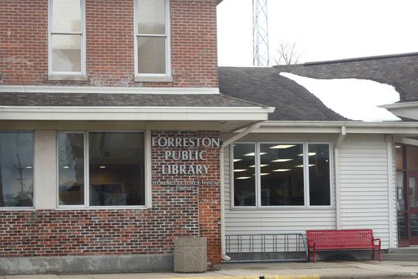 Forreston Public Library offers Crafters Corner, storytime