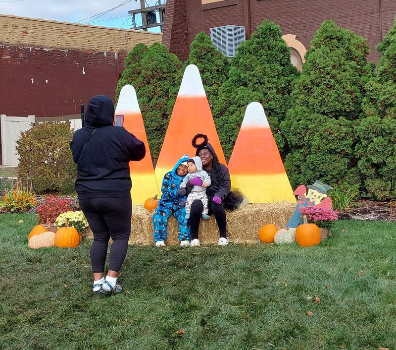 Photos Streator hosts downtown trickortreating Shaw Local