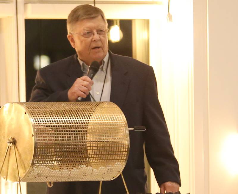 Former WLPO personality Don Zukowski speaks to a crowd during the WLPO 75th Anniversary party on Wednesday, Nov. 16, 2022 at Senicas Oak Ridge in La Salle.