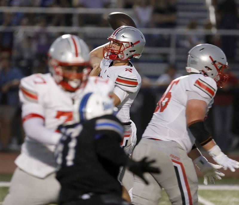 Palatine's Tommy Elter (2) looks for an open teammate against St. Charles North Friday August 25, 2023 in St. Charles.