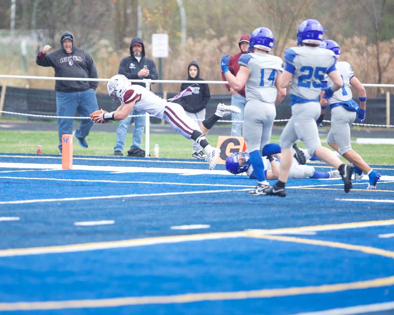 Prarie Ridges Luke Vanderwiel scores a touchdown against St. Francis at the Class 5A second-round playoff game on Saturday Nov.9,2024 in Wheaton.