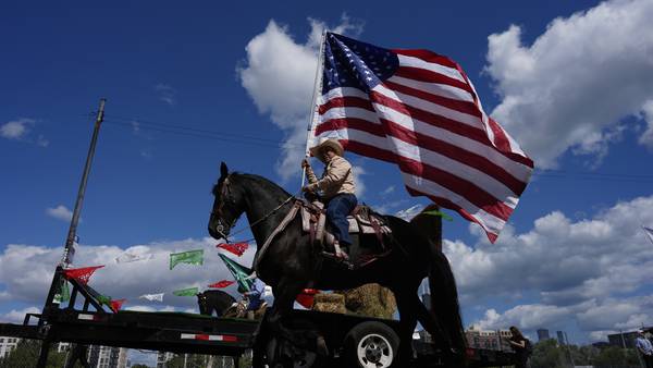 Chicago’s Mexican Independence Day celebrations shadowed by Trump’s threats
