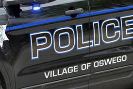 Oswego woman charged with DUI following three-car crash 