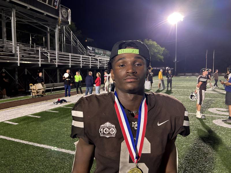 Mount Carmel's Darrion Dupree rushed in for two touchdowns and caught another in the Caravan's 38-7 win over St. Rita on Friday in Chicago.