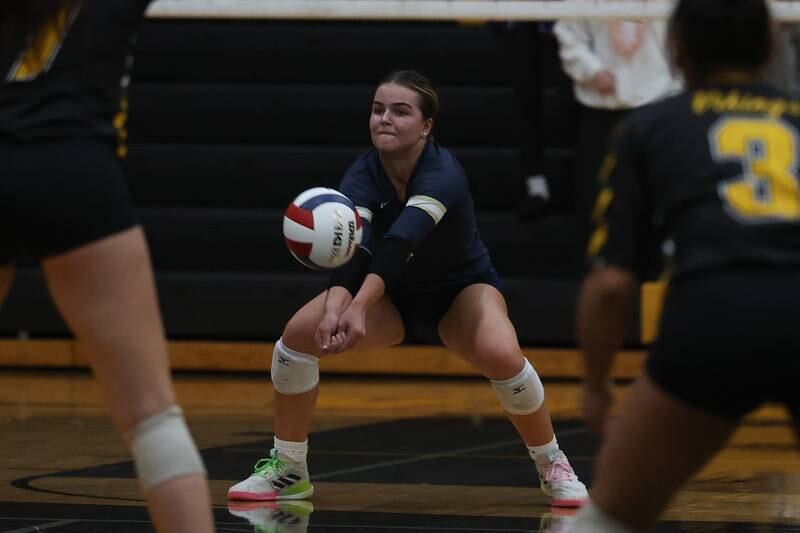 Lemont’s Nora Miller receives the serve against St. Laurence in the Class 3A St. Laurence Sectional championship on Thursday, Nov. 7, 2024 in Burbank.