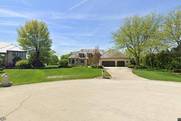 Single-family home in Plainfield sells for $725,000
