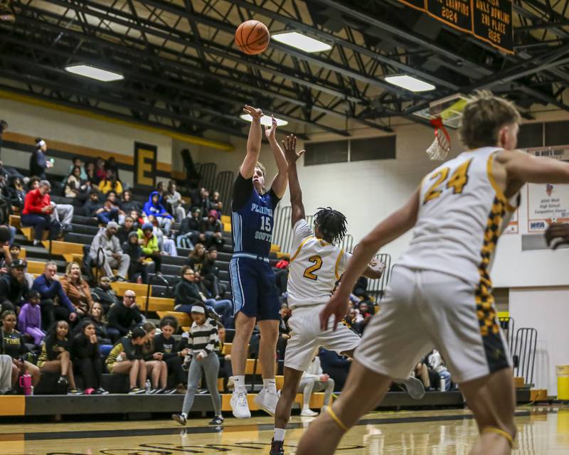 Plainfield South's Brayden Ablin (15) shoots a jump shot during their basketball game between Plainfield South at Joliet West, Feb 2, 2026 in Joliet.