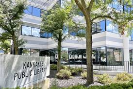 Author Omeakio Tucker discusses faith and work at the Kankakee library