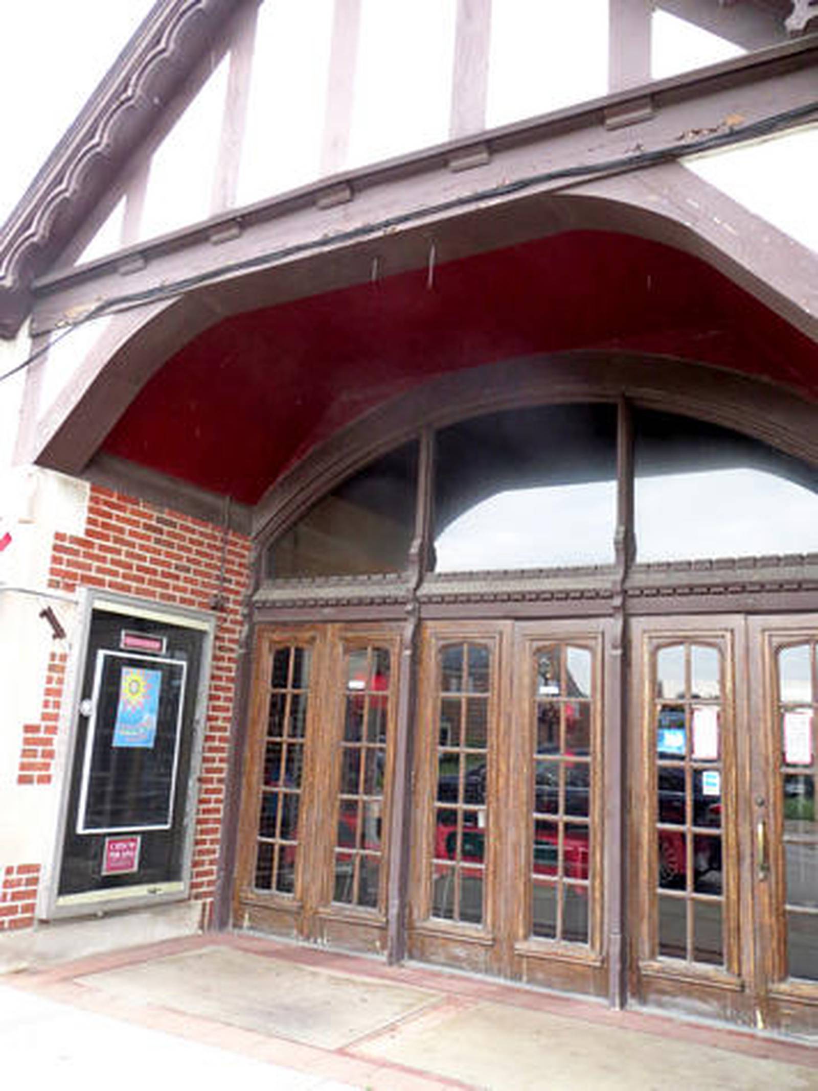 The kick continues for the Catlow Theater – Shaw Local 