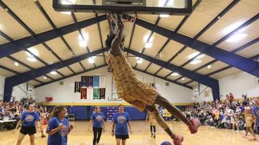 Photos: Princeton Elementary hosts high-flying Harlem Wizards game