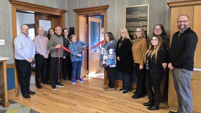Public sewing room opens at Streator library