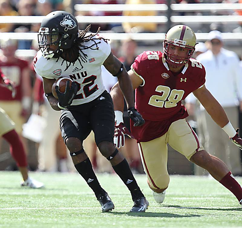Boston College linebacker Matt Milano, right, chases down Northern Illinois wide receiver Aregeros Turner in the first quarter of an NCAA college football game at Alumni Stadium. Saturday, Sept. 26, 2015 in Chestnut Hill, Mass. (John Wilcox/The Boston Herald via AP)  BOSTON GLOBE OUT; METRO BOSTON OUT; MAGS OUT; ONLINE OUT; MANDATORY CREDIT