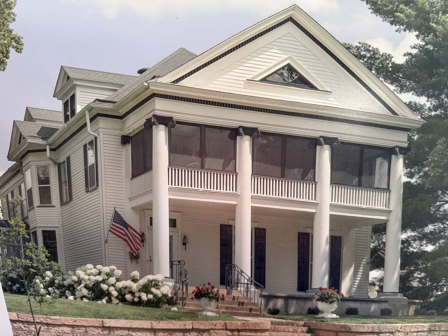 The home of Barb Mask, 715 10th Ave., will be featured in the Fulton Tour of Homes.