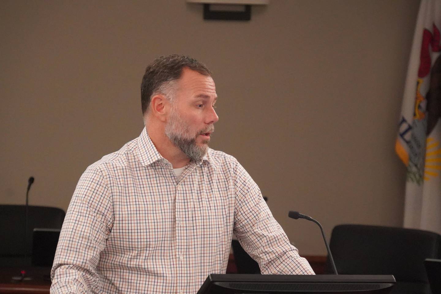 Rochelle City Manager Jeff Fiegenschuh speaks at a public meeting on Nov. 18, 2025 regarding a potential data center locating in Rochelle.