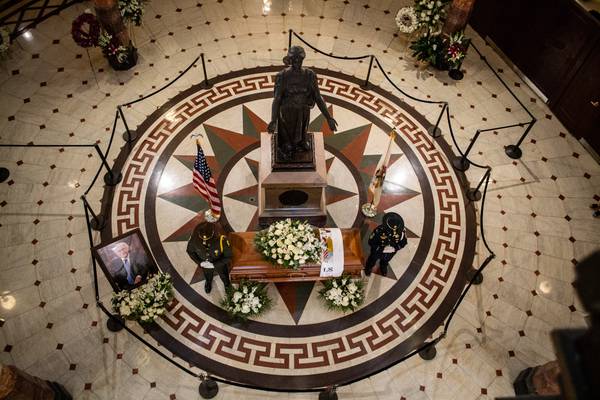 Former Gov. Jim Edgar lies in state at the Illinois Capitol