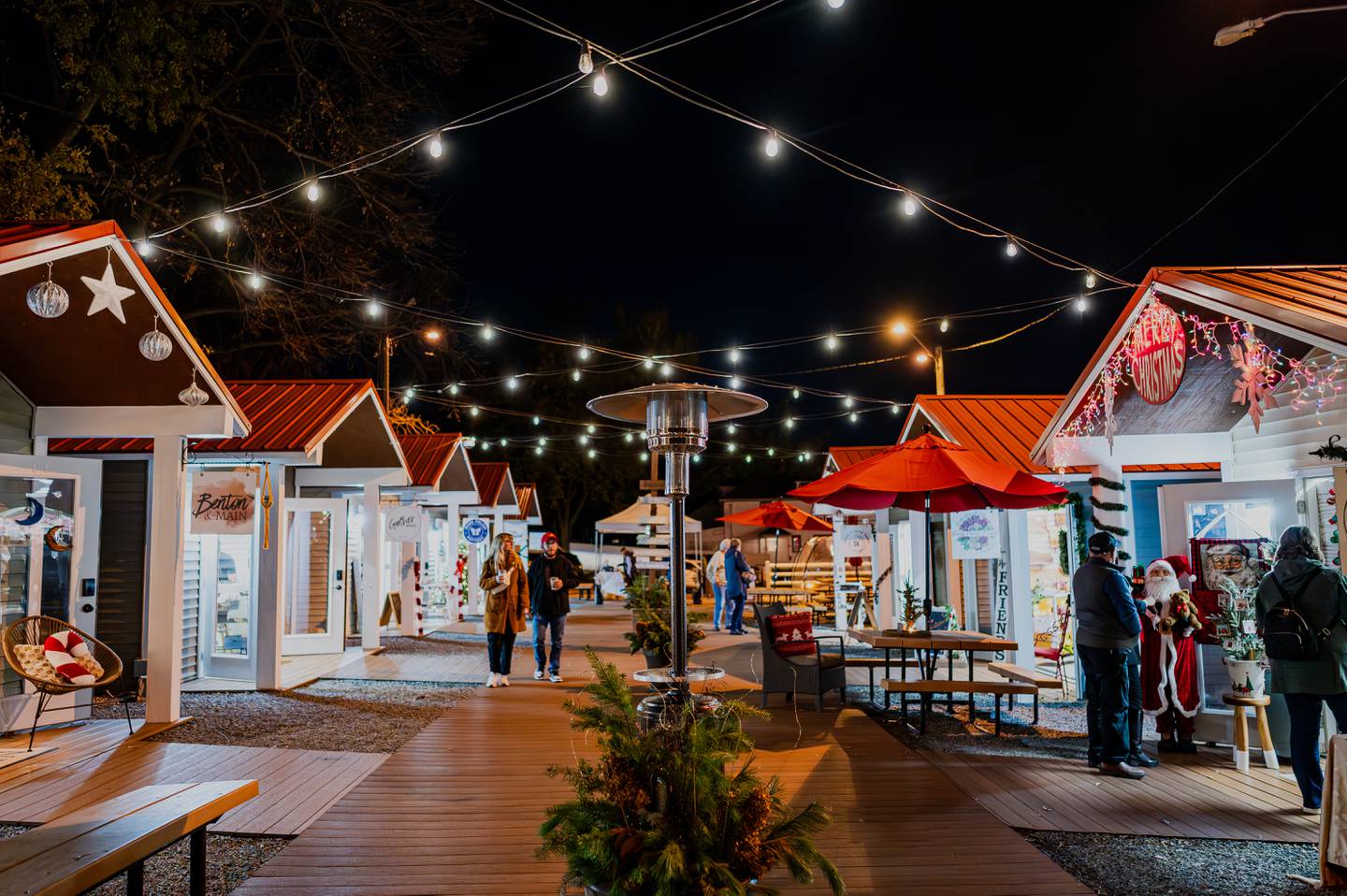 More than 35 Batavia businesses will stay open late Thursday, Nov. 7 to bring shoppers a “sneak peek” of what they have in store for the holiday season.