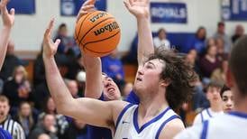 Hayden Hodgson reaches 1,000 points, but Martin Ledbetter’s 28 lifts Hinckley-Big Rock past Genoa-Kingston