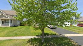 Single-family home in Joliet goes for $380,000