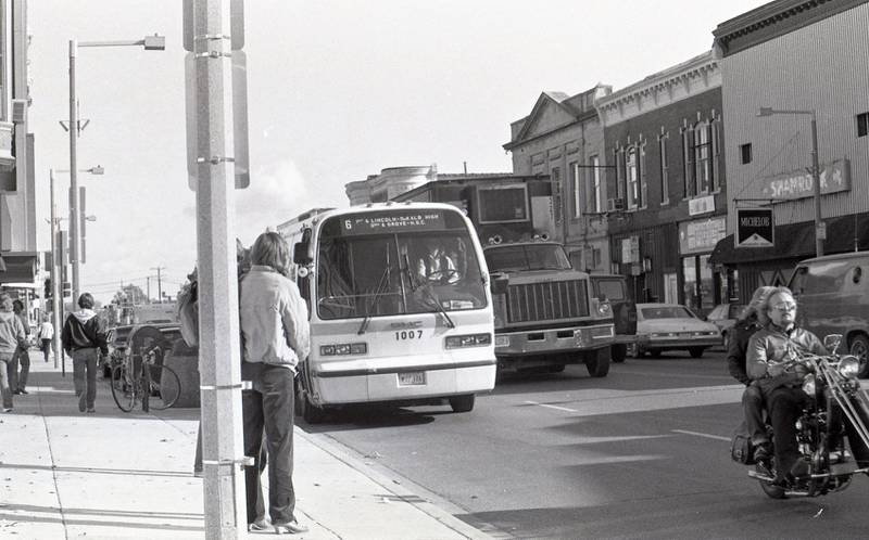 Huskie Bus on Lincoln Highway in downtown DeKalb in October 1983.