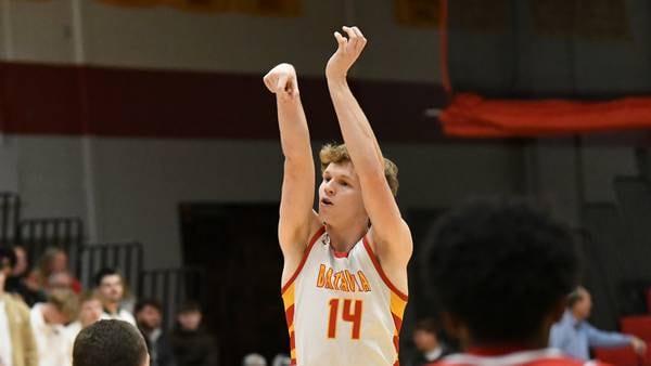 Batavia keeps hot start to 2026 going, beats Hinsdale Central in final game of annual Night of Hoops