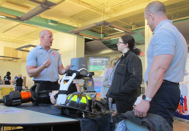 Photos More than 400 students attend 2023 Ottawa High School Career Fair Shaw Local