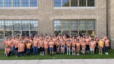  75 volunteers participate in United Way of Lee County Day of Caring