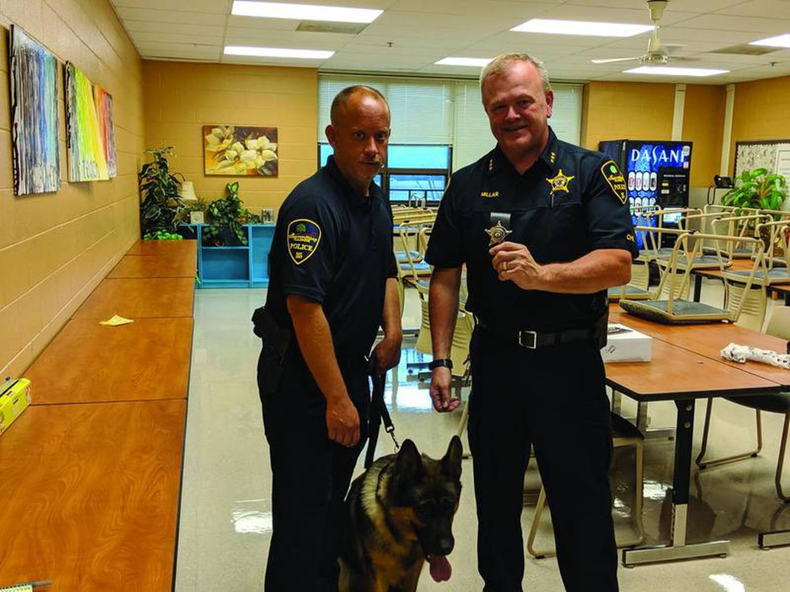 Campton Hills’ first police dog receives badge Shaw Local