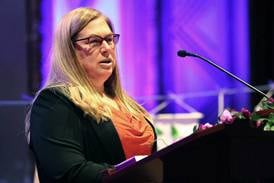‘Love shouldn’t hurt’: Safe Passage vigil remembers locals lost to domestic violence