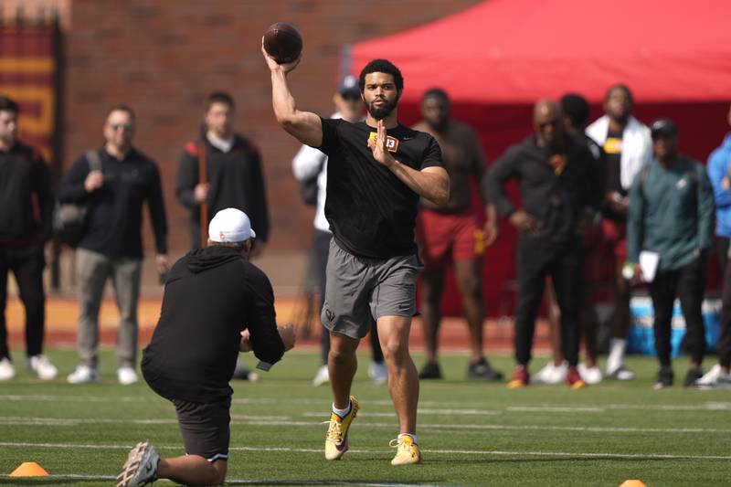 Southern California quarterback Caleb Williams throws during the NCAA college football team's NFL Pro Day, Wednesday, March 20, 2024, in Los Angeles. (AP Photo/Ryan Sun)