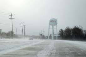 Gusty winds, scattered snow showers across northern Illinois 