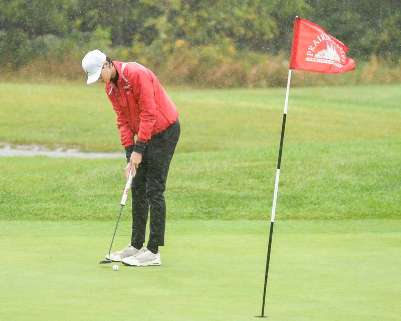 Proviso West's golfer Logan Komperda putts during the West Suburban golf match on Tuesday Sept. 24, 2024, held at Prairie Bluff Golf Course in Crest Hill.