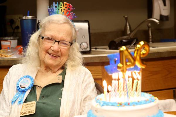 Photos: 94‑year‑old Starved Rock volunteer celebrates birthday after 10,000 hours of service