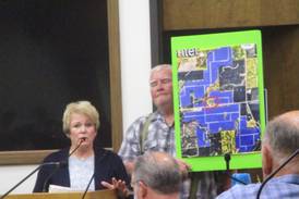 Plans for 6,100-acre solar farm in Will County advance on split vote