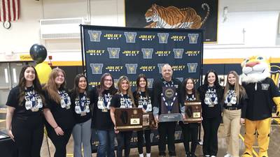 Girls bowling: Joliet West celebrates IHSA state championship